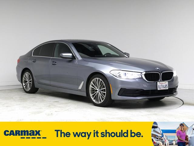 2019 BMW 530