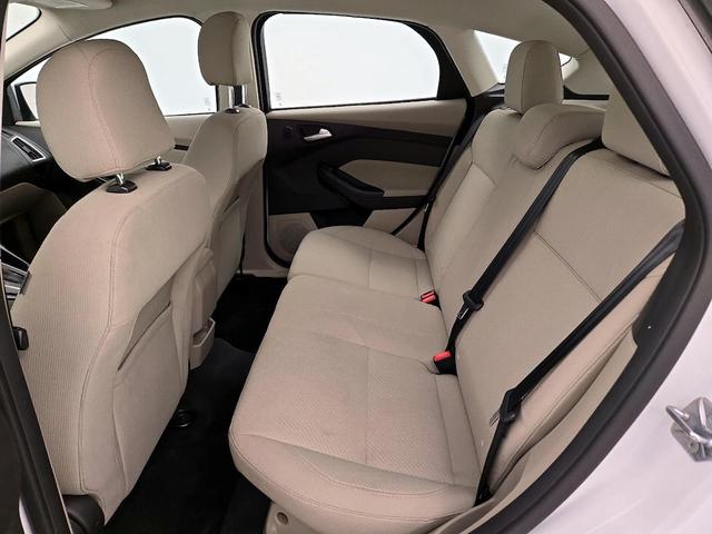 Photo of 2016 White Ford Focus Electric