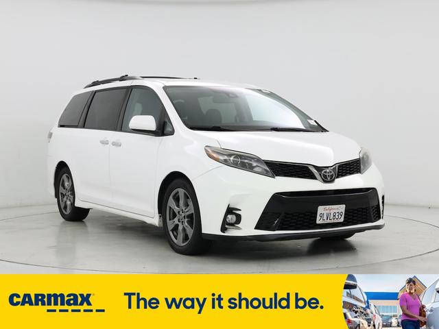 2018 Toyota Sienna