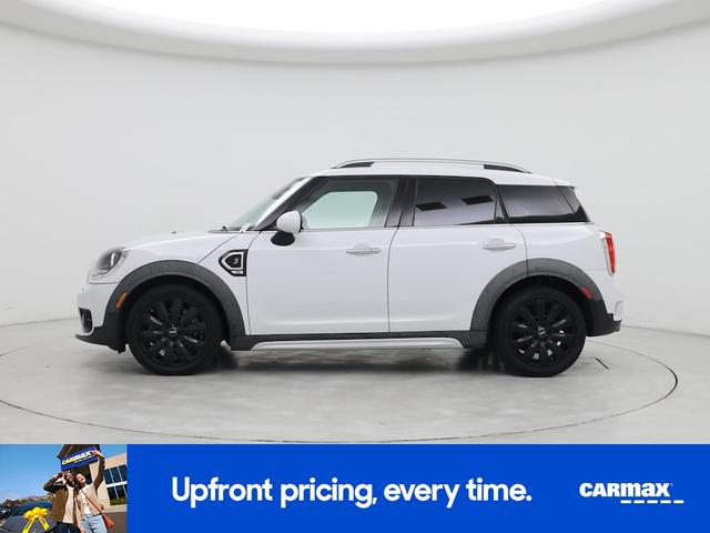Photo of 2019 White MINI Countryman