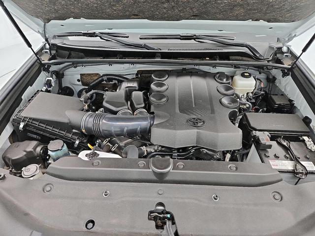 Photo of 2024 Pearl Toyota 4Runner