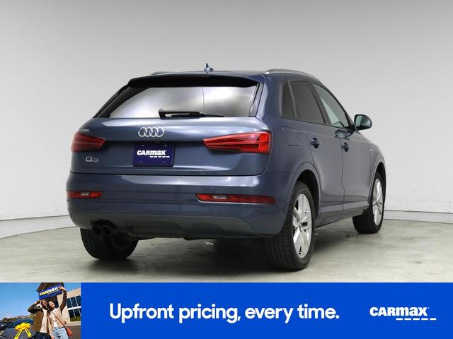 Photo of 2018 Blue Audi Q3