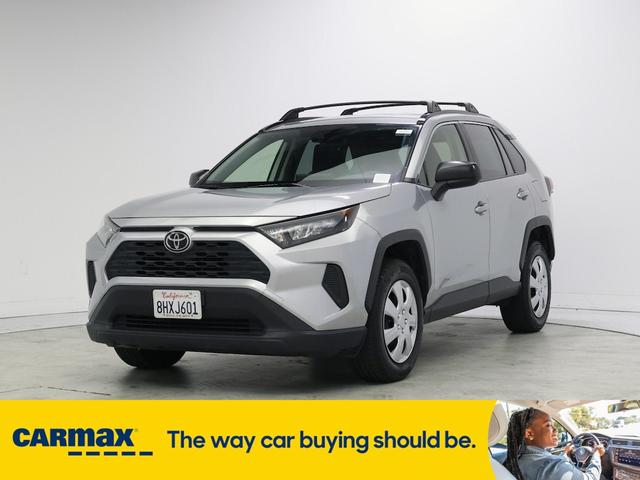 Photo of 2019 Silver Toyota RAV4
