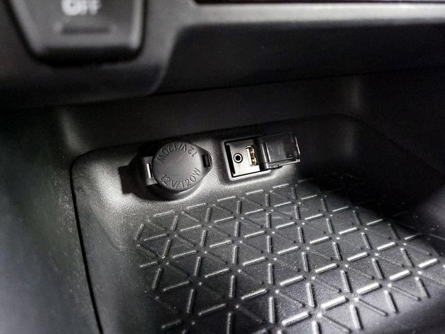 Photo of 2019 Silver Toyota RAV4