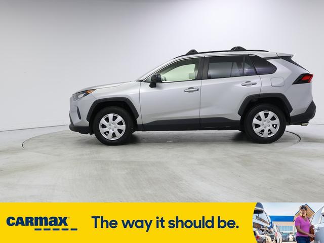 Photo of 2019 Silver Toyota RAV4