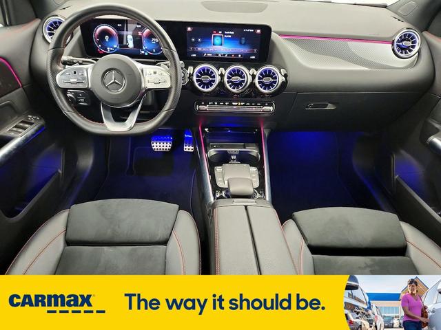 Photo of 2022 Black Mercedes-Benz GLA 250