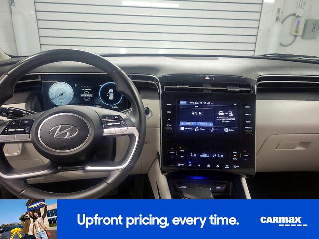 Photo of 2023 Gray Hyundai TUCSON