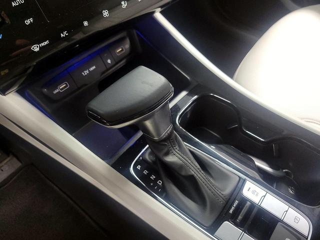 Photo of 2023 Gray Hyundai TUCSON