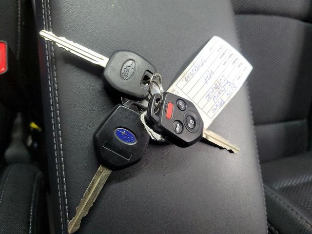 Photo of 2015 Blue Subaru Outback