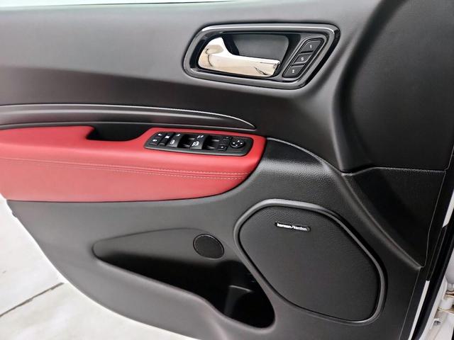 Photo of 2022 White Dodge Durango