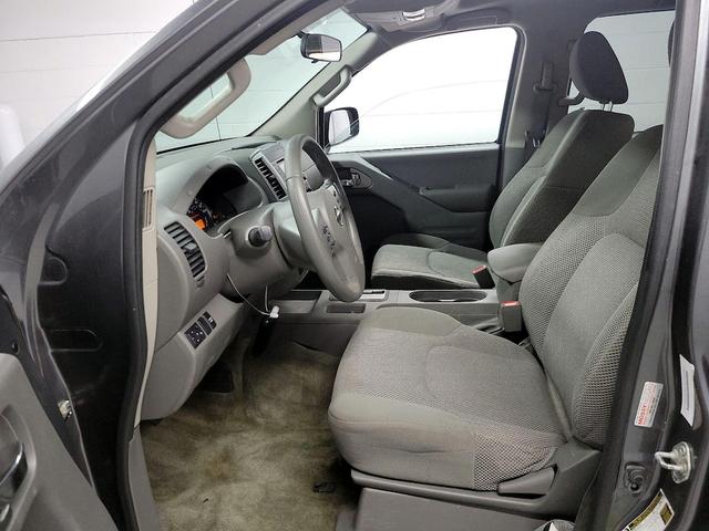 Photo of 2017 Gray Nissan Frontier