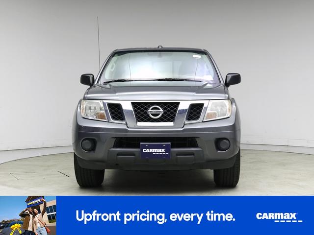 Photo of 2017 Gray Nissan Frontier