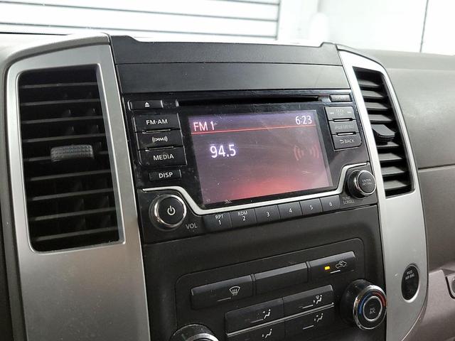Photo of 2017 Gray Nissan Frontier