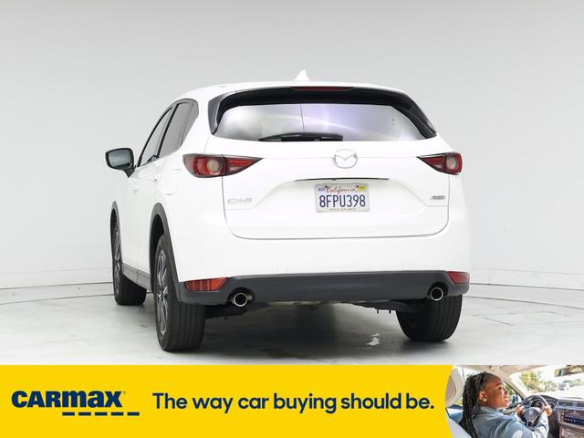 Photo of 2018 White Mazda CX-5