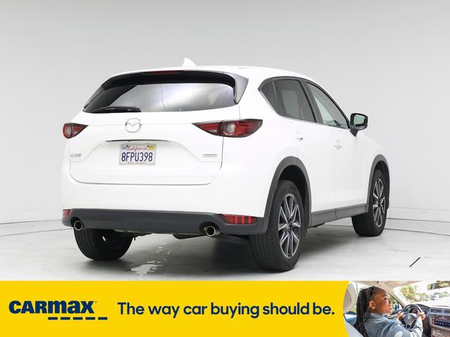 Photo of 2018 White Mazda CX-5