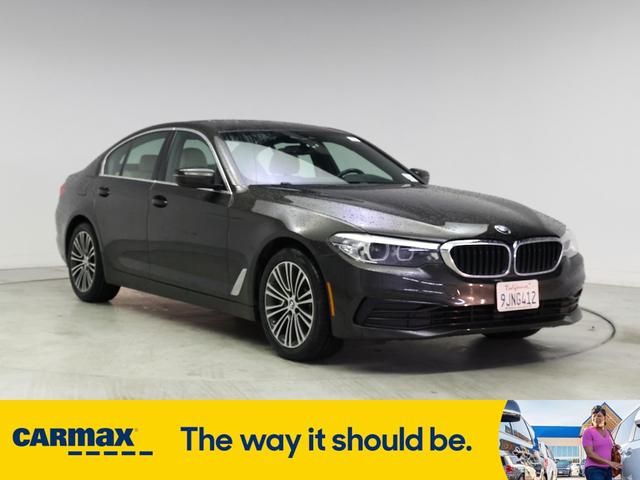 2019 BMW 530