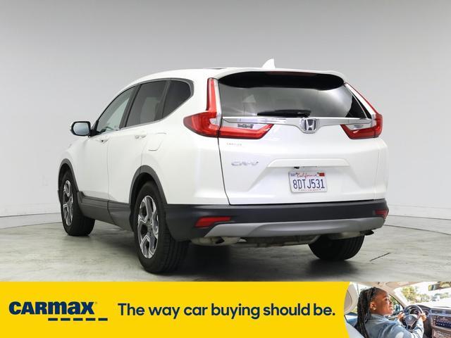 Photo of 2018 White Honda CR-V