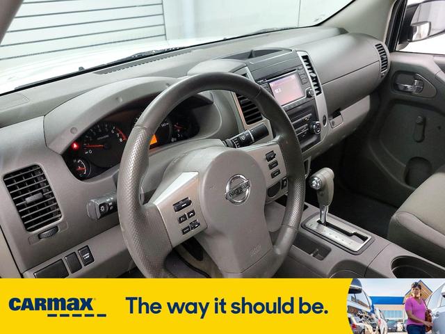 Photo of 2018 White Nissan Frontier