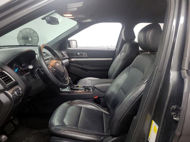 Photo of 2017 Gray Ford Explorer