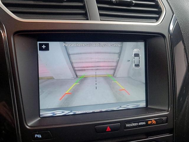 Photo of 2017 Gray Ford Explorer