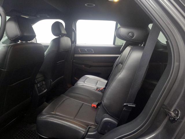 Photo of 2017 Gray Ford Explorer