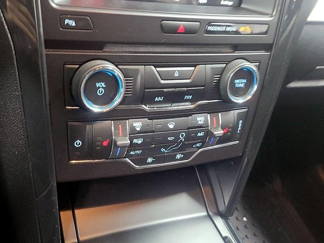 Photo of 2017 Gray Ford Explorer