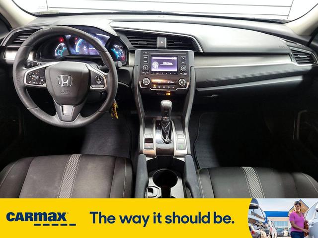Photo of 2019 Gray Honda Civic