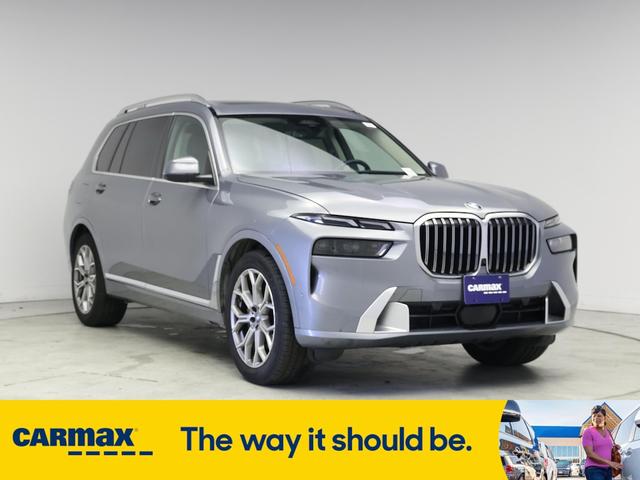 2023 BMW X7