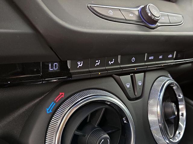 Photo of 2021 Gray Chevrolet Camaro