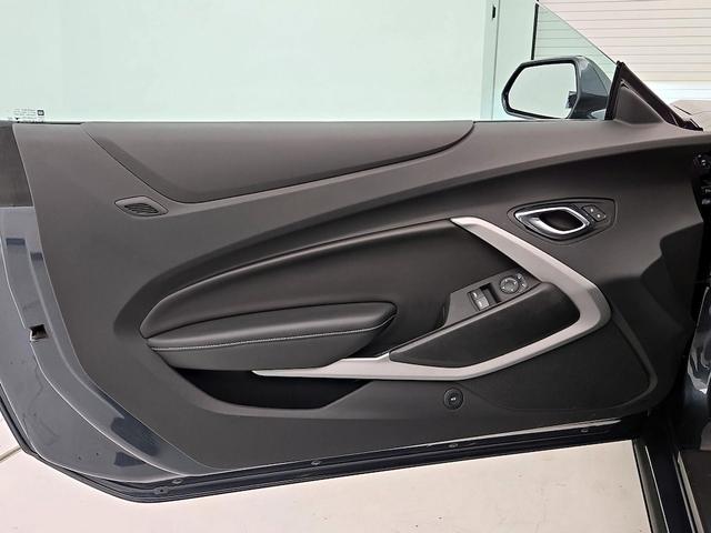 Photo of 2021 Gray Chevrolet Camaro
