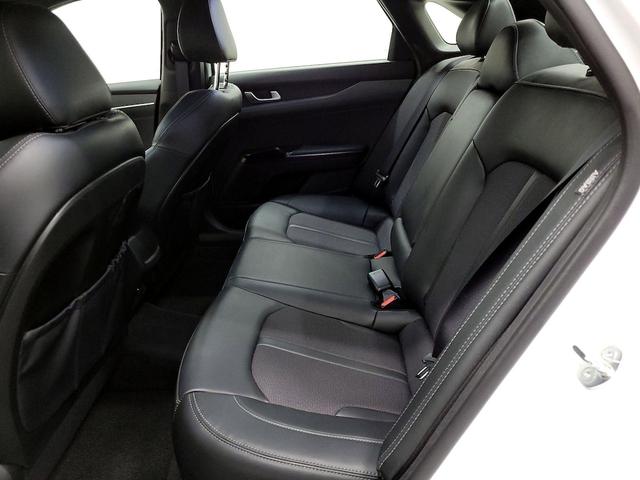 Photo of 2024 White Kia K5