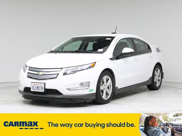 Photo of 2015 White Chevrolet Volt