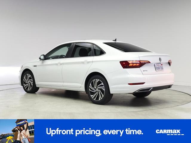 Photo of 2021 White Volkswagen Jetta