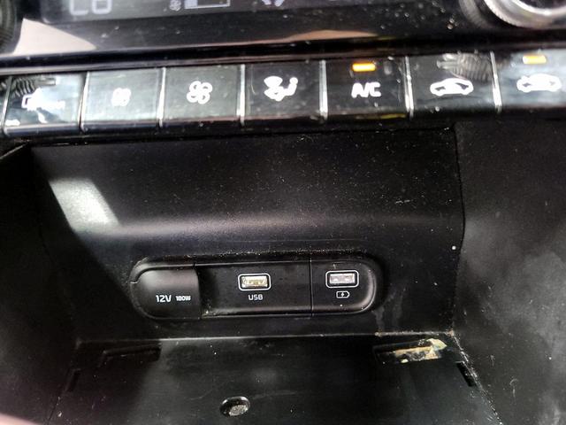 Photo of 2022 Black Kia K5