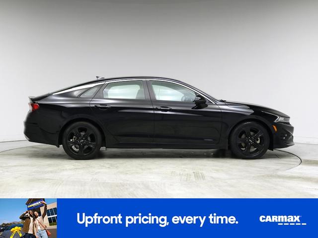 Photo of 2022 Black Kia K5