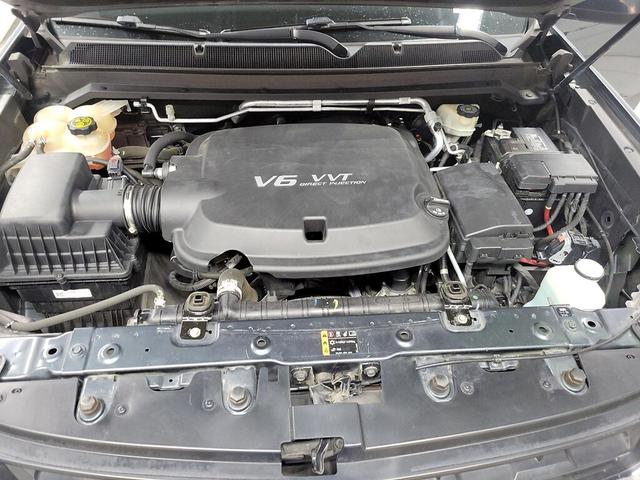 Photo of 2017 Gray Chevrolet Colorado