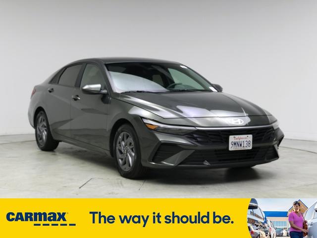 2024 Hyundai Elantra