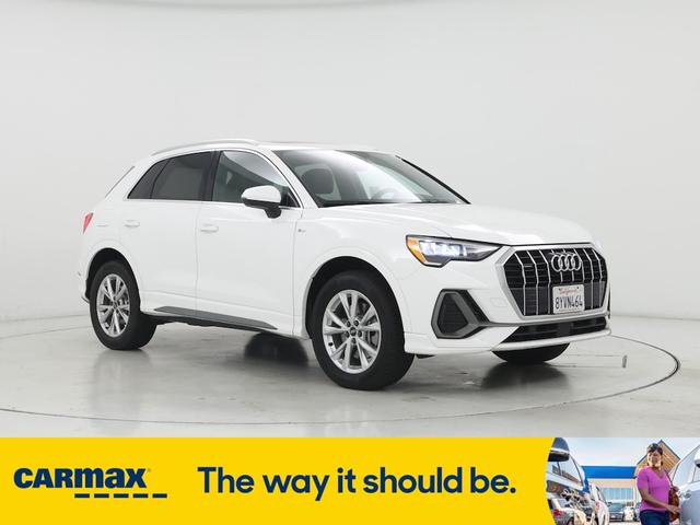 2022 Audi Q3