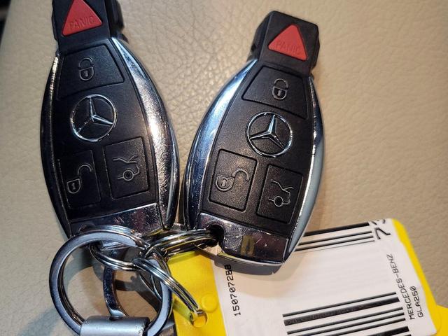 Photo of 2018 Gold Mercedes-Benz GLA 250