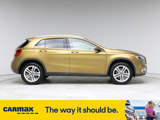 Photo of 2018 Gold Mercedes-Benz GLA 250