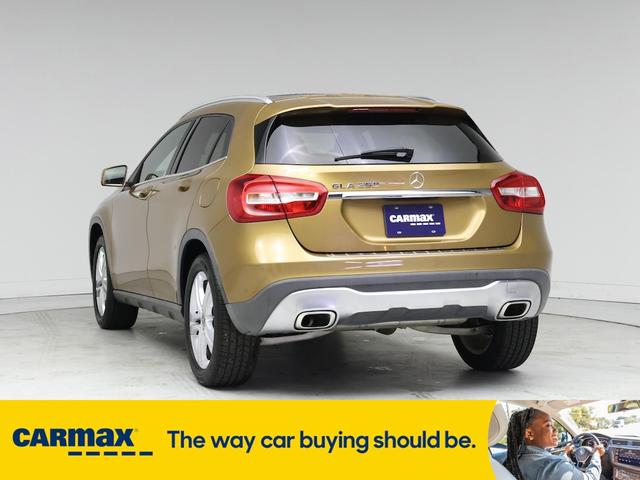 Photo of 2018 Gold Mercedes-Benz GLA 250
