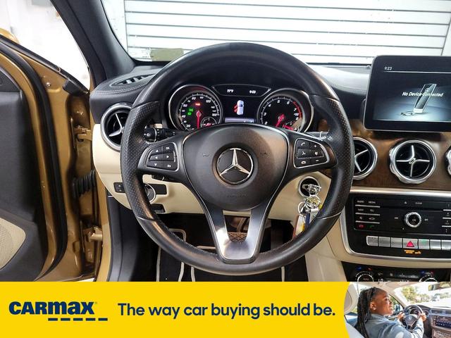 Photo of 2018 Gold Mercedes-Benz GLA 250
