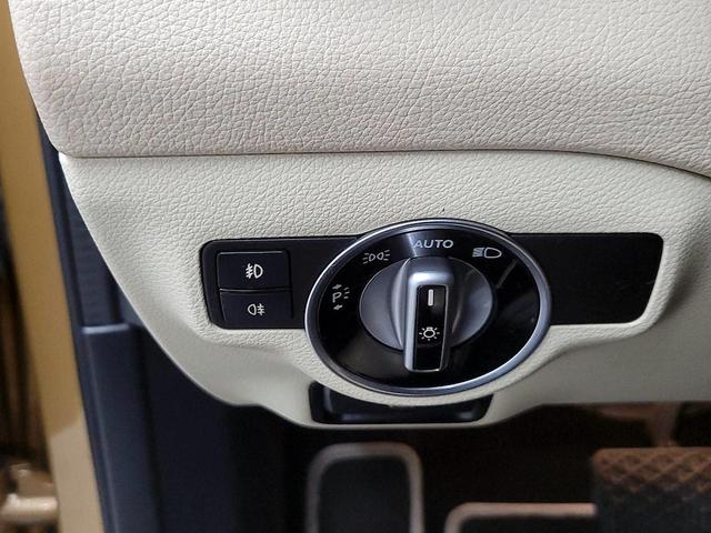 Photo of 2018 Gold Mercedes-Benz GLA 250