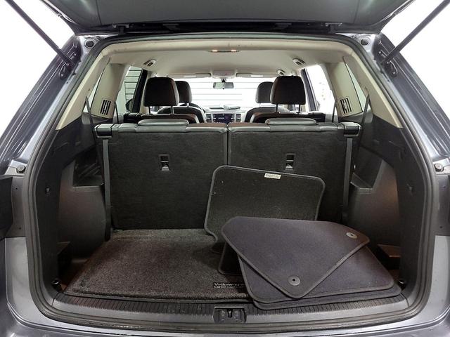 Photo of 2018 Gray Volkswagen Atlas