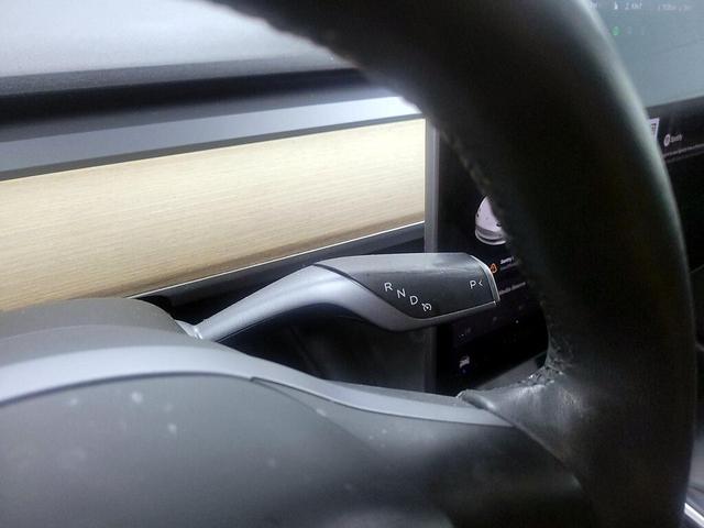 Photo of 2021 White Tesla Model 3