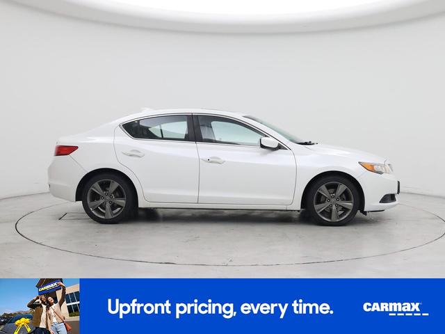 Photo of 2014 White Acura ILX