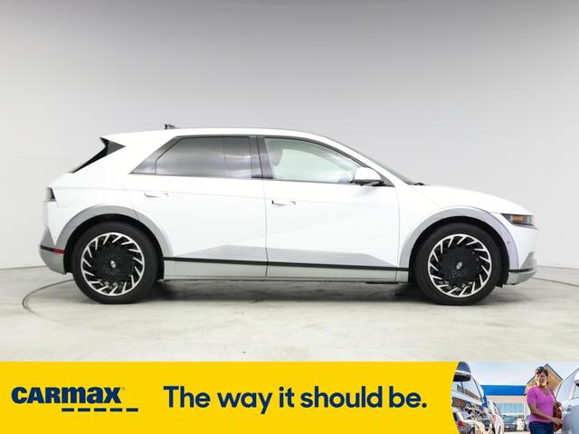 Photo of 2022 White Hyundai IONIQ 5
