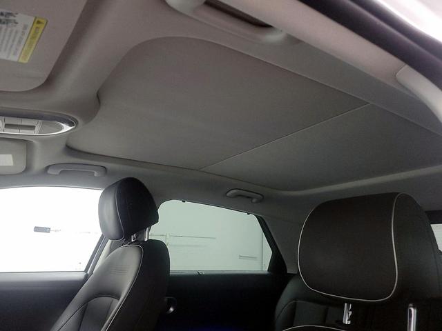 Photo of 2022 White Hyundai IONIQ 5