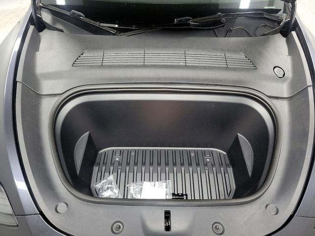 Photo of 2024 Gray Tesla Model Y