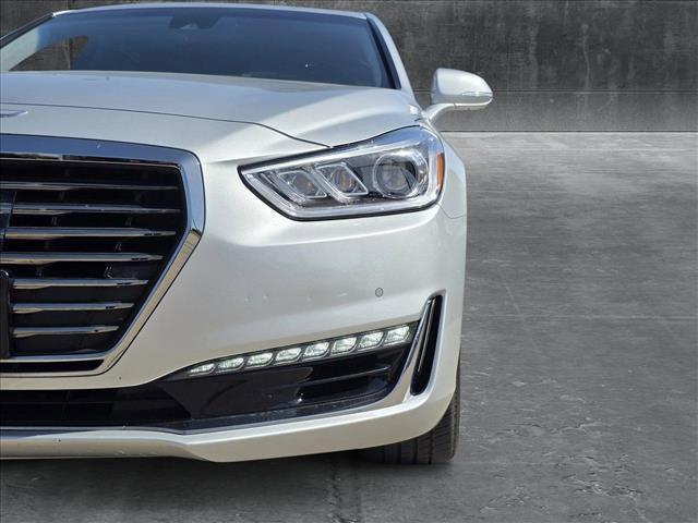Photo of 2017 Santiago Silver Metallic Genesis G90
